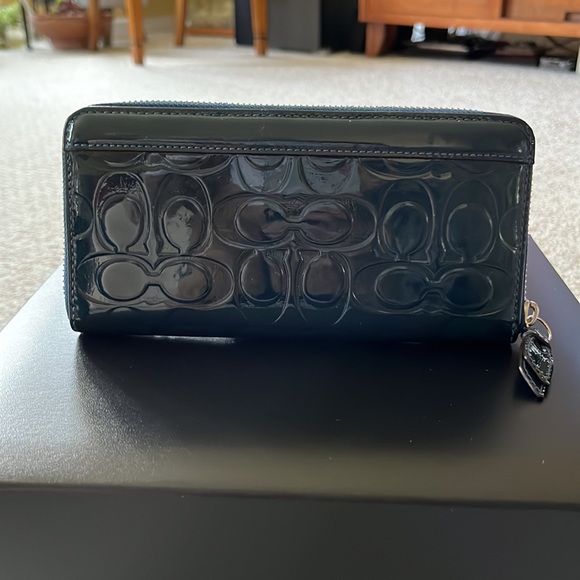 Coach Wallet - Picture 2 of 5